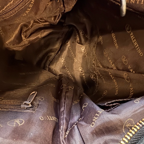 Valentino By Serendipity Valentino Black Leather Crossbody Bag - Picture 8 of 12